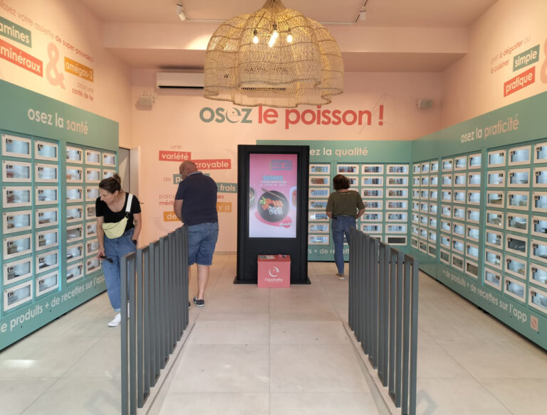 Installation of vending machines at Mericq, a major seafood supplier